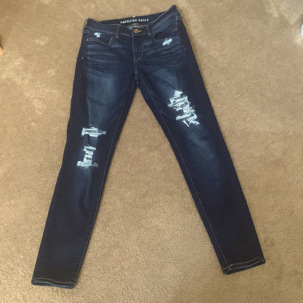 American Eagle Skinny Ripped jeans
